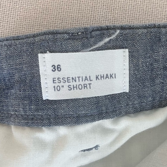 GAP Cotton Blue Essential Khaki 10" Shorts Size 36 - Picture 9 of 10